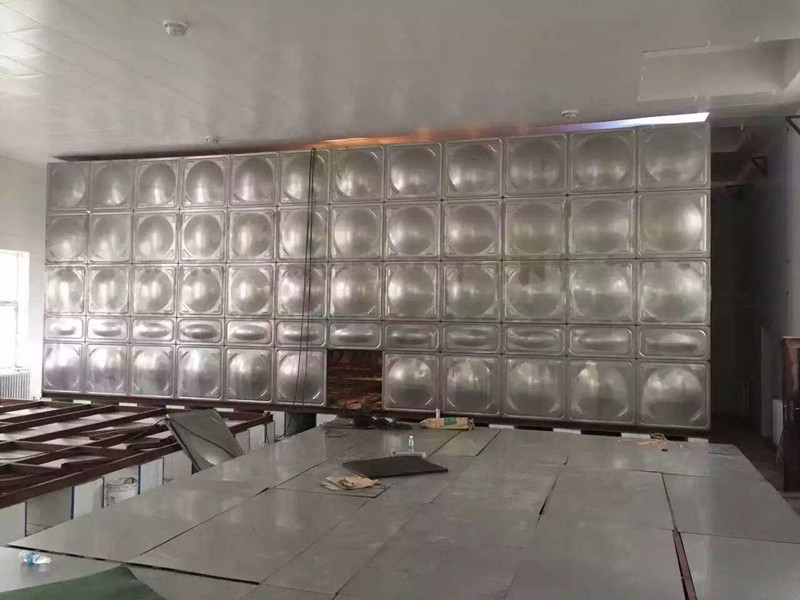 如何正確使用不銹鋼水箱?