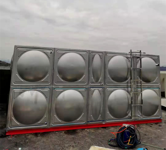 不銹鋼水箱的內件材質是什么？